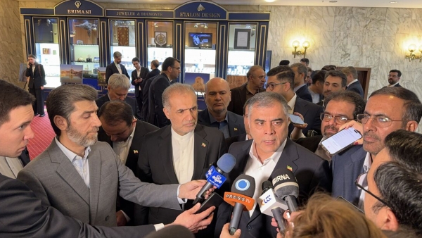 Iran, Russia agree to transfer gas via Azerbaijan